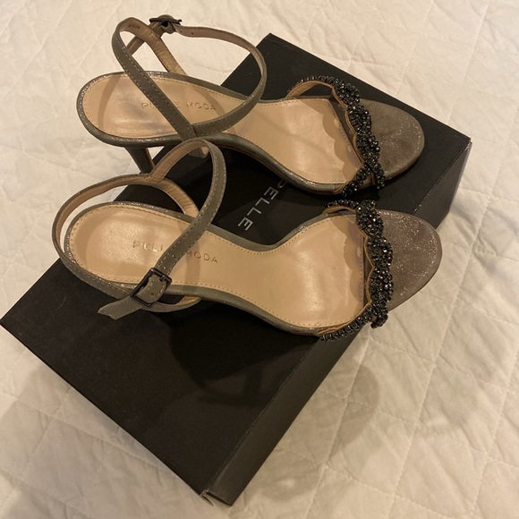 Pelle Moda Rois Sandal - Picture 5 of 9